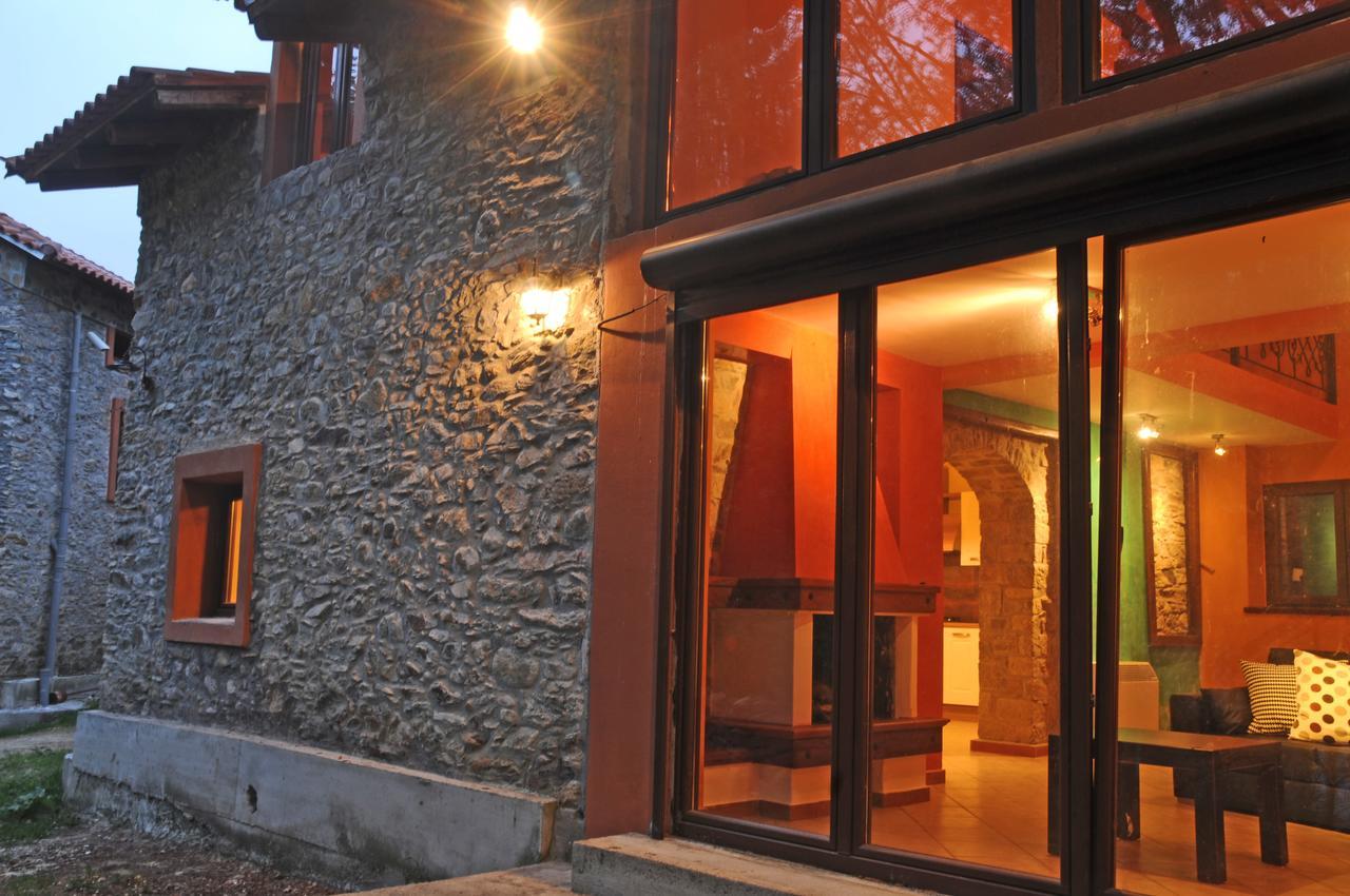 Giusvalla Forest Village Dego エクステリア 写真